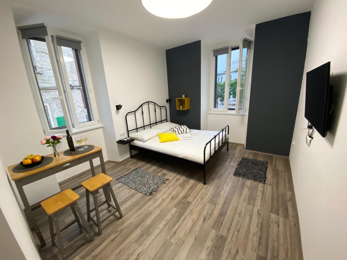 Apartments Flanaticus Пула Екстер'єр фото
